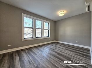 3943.5 N Janssen Ave #W3, Chicago, IL 60613