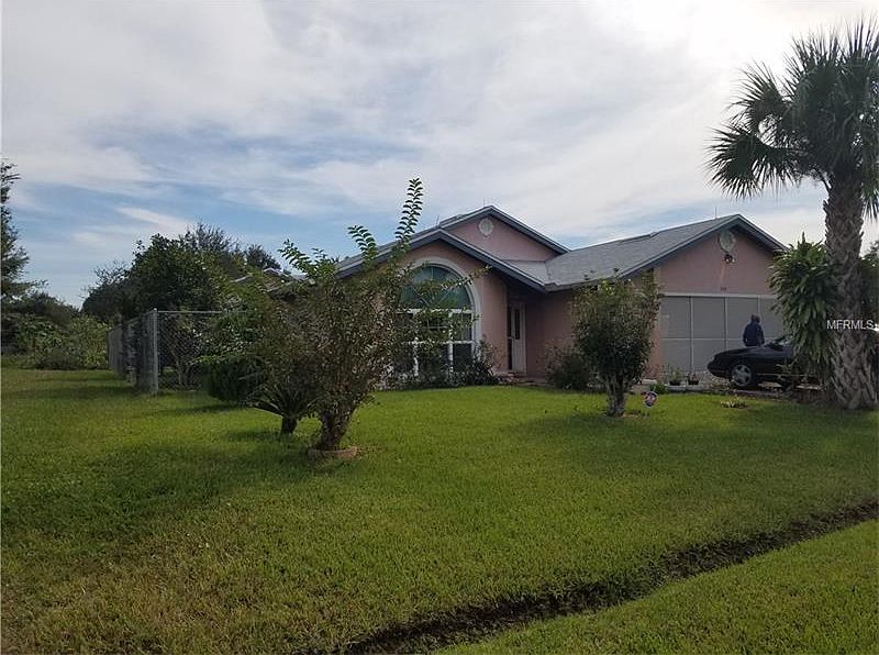 1st image of 840 Nelson Dr