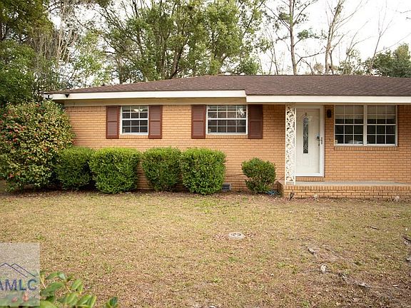 4th image of 453 S Palm St