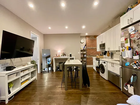 Rented by Douglas Elliman | media 9