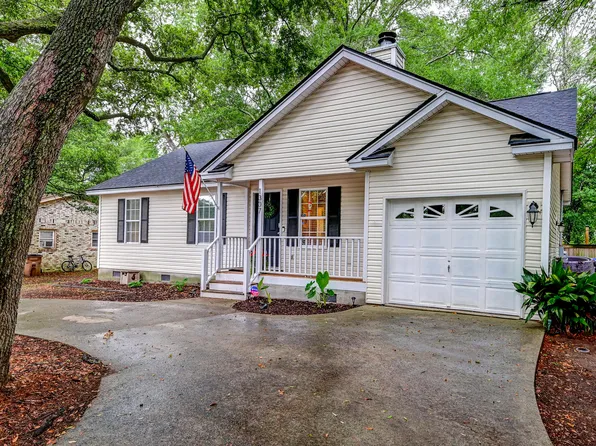 1307 Camp Rd, Charleston, SC 29412