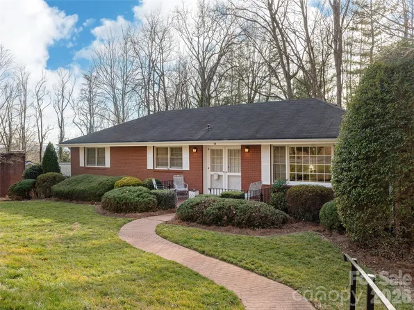 28 Westridge Dr, Asheville, NC 28803