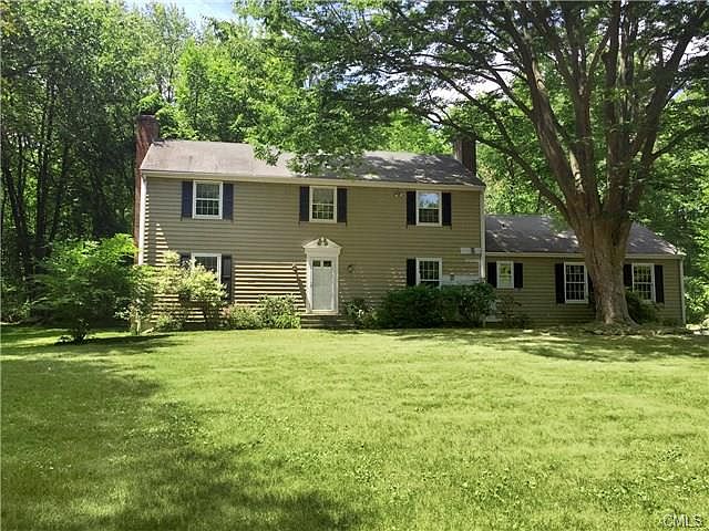 2nd image of 154 Sleepy Hollow Rd