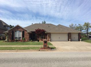 9628 SW 33rd St, Oklahoma City, OK 73179