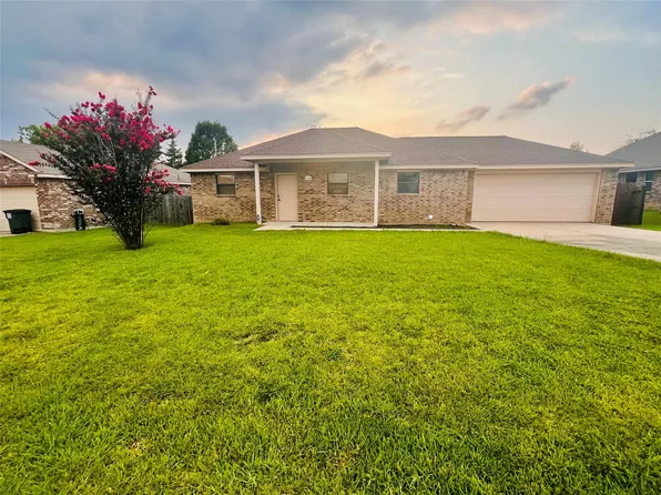 13340 Miller Ln, Willis, TX 77318
