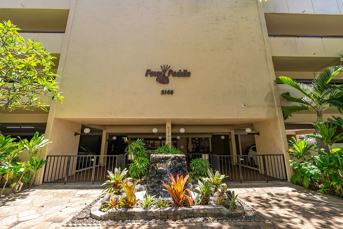 Building Photo - 2140 Kuhio Ave #1508