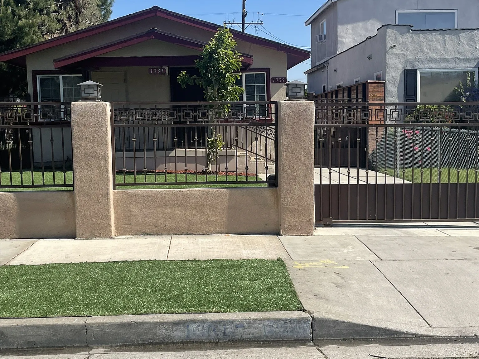 3 bed, 1158 sqft, $3,300 — Photo 2