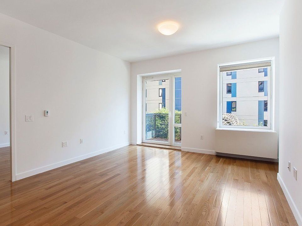 1st image of 454 W 54th St APT 3K