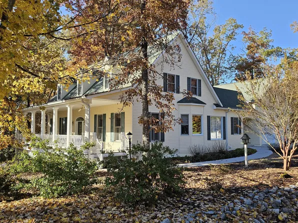 302 Oostanali Cir, Loudon, TN 37774