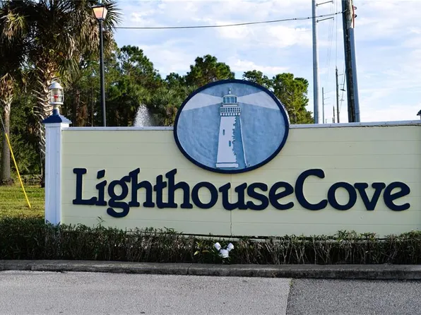 511 Cheyenne Dr #230, Oak Hill, FL 32759