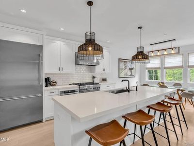 5 Primrose Lane, Staten Island, NY, 10306