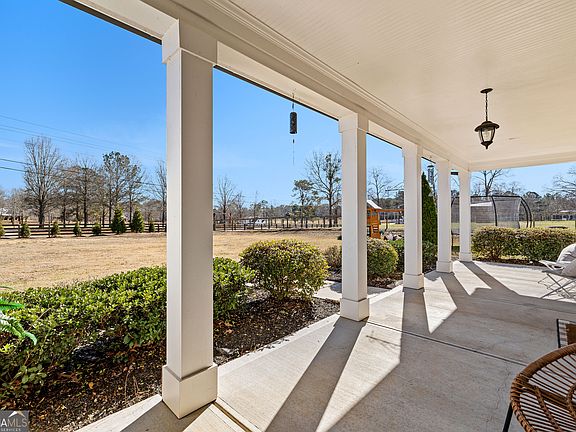 2nd image of 108 Morgan Mill Rd