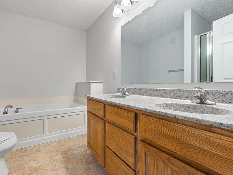 17412 Gettysburg Way — Photo 29