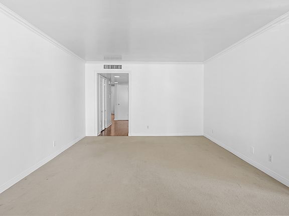 5th image of 2301 S Beverly Glen Blvd Unit 301