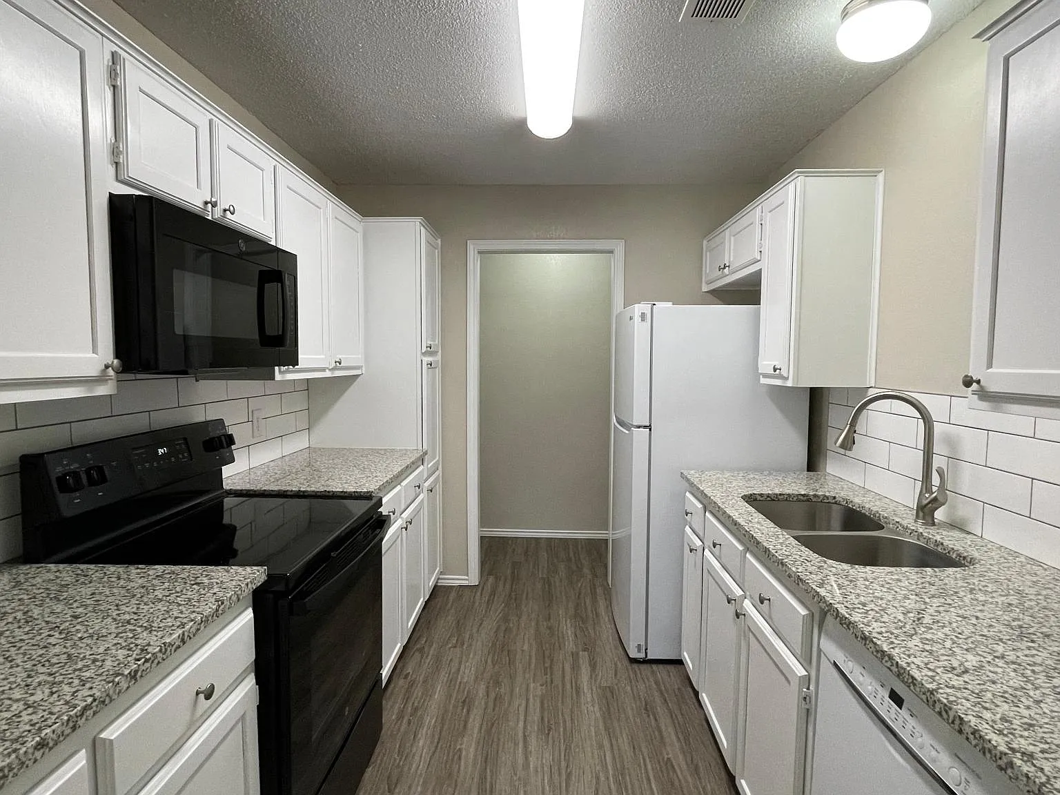 522 N Fulton Ave — Photo 4