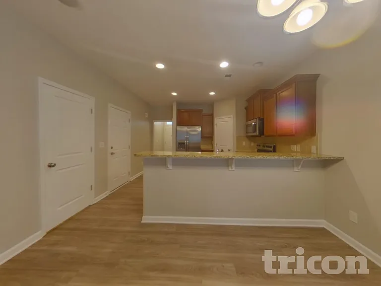 137 Misty Dew Ln — Photo 3