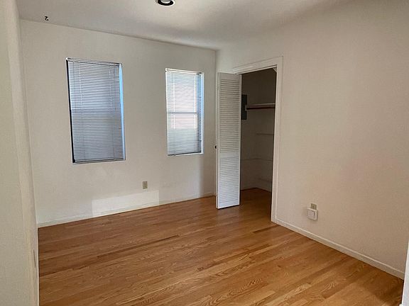 3rd image of 3865 Glen Park Rd