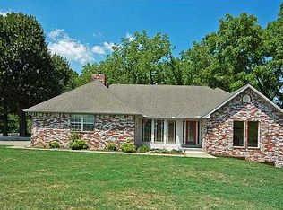 401 Buttry Rd, Rogers, AR 72756