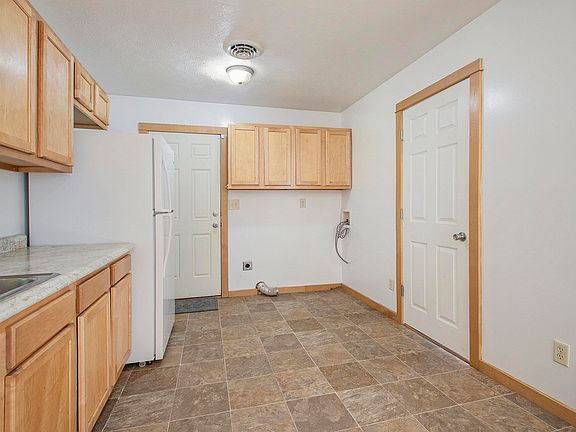 5th image of 1404 E Indiana Ave
