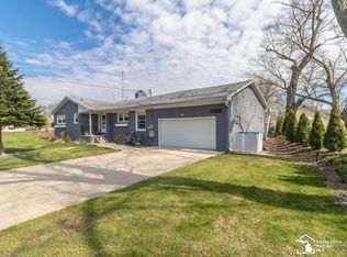 6368 Avenue D, La Salle, MI