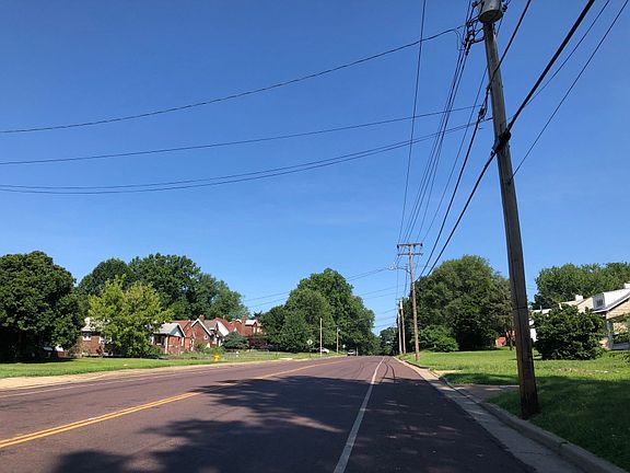 5th image of 2408 Hord Ave