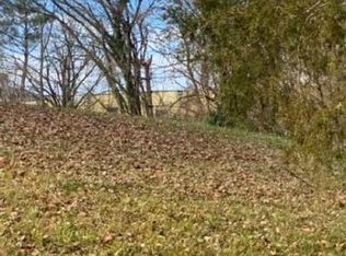 36 Henkle Ave, Gallipolis, OH 45631