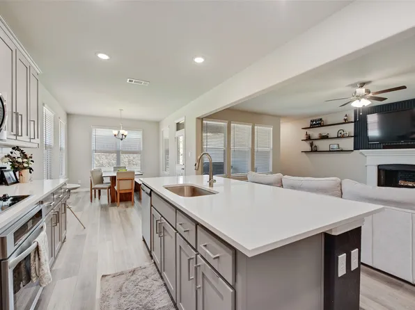 1525 Sand Dollar Trl, Weatherford, TX 76087