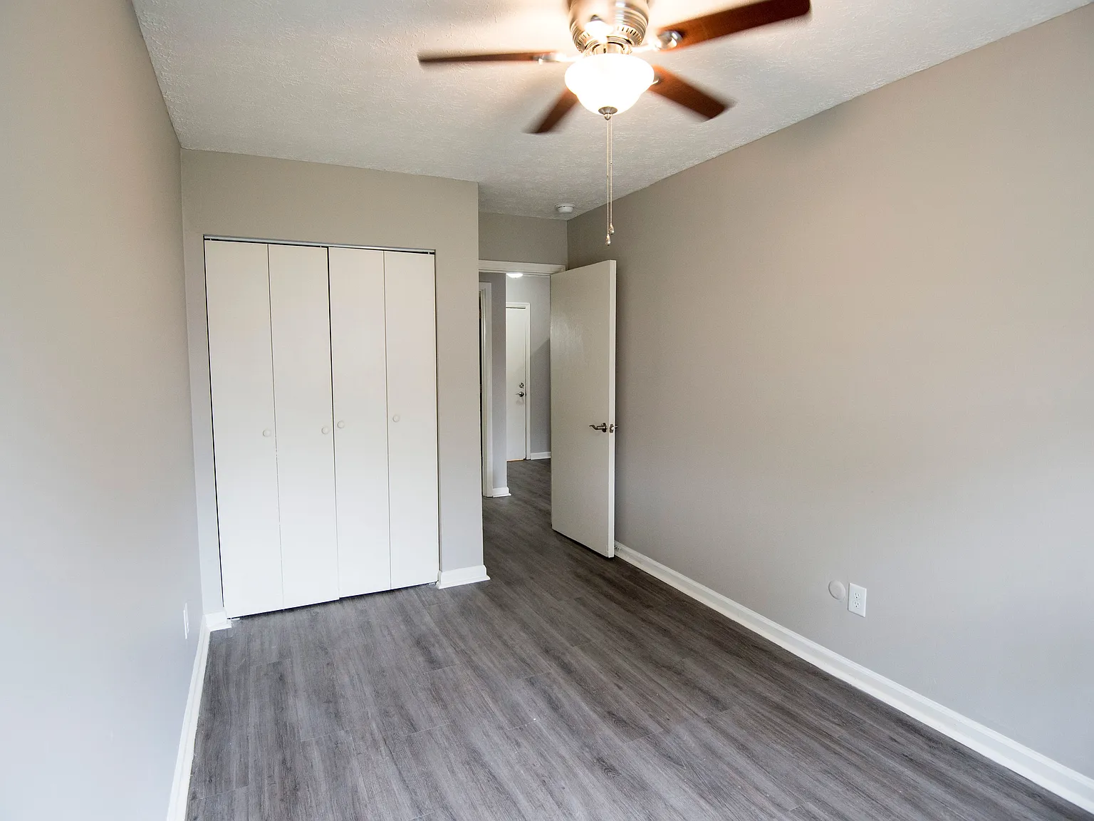 College Square Apartments — Photo 3