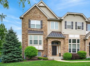329 Bennett Dr, Carol Stream, IL 60188