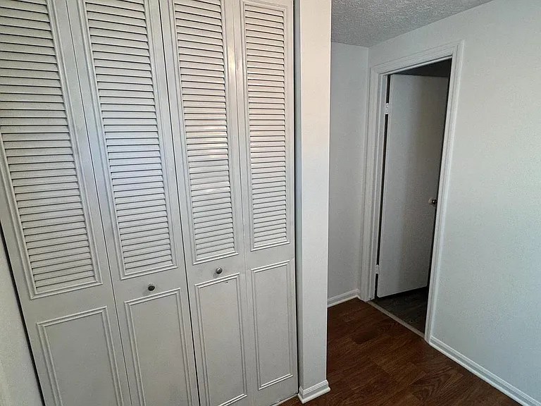 9730 Red Clover Ct — Photo 4