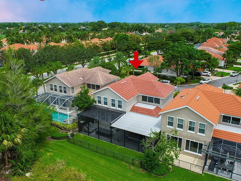 8216 Heritage Club Dr — Photo 30