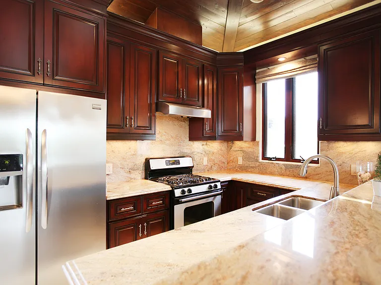 6385 Zuma Mesa Dr — Photo 2
