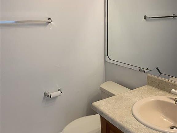 5th image of 161 Santa Clara Dr APT 14
