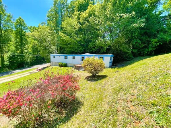 26 Magic Dr, Old Fort, NC 28762