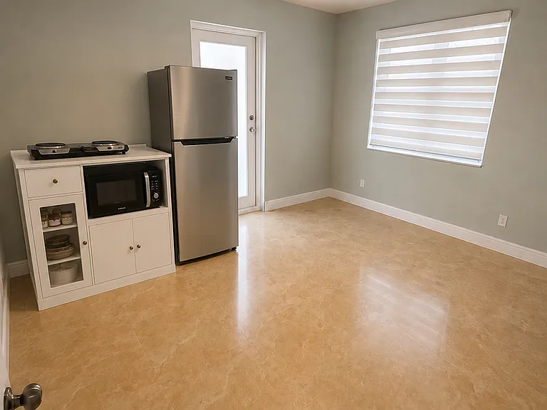 2236 SW 106th Ct — Photo 3