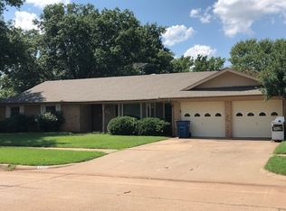 1212 N Skyline St, Stillwater, OK 74075