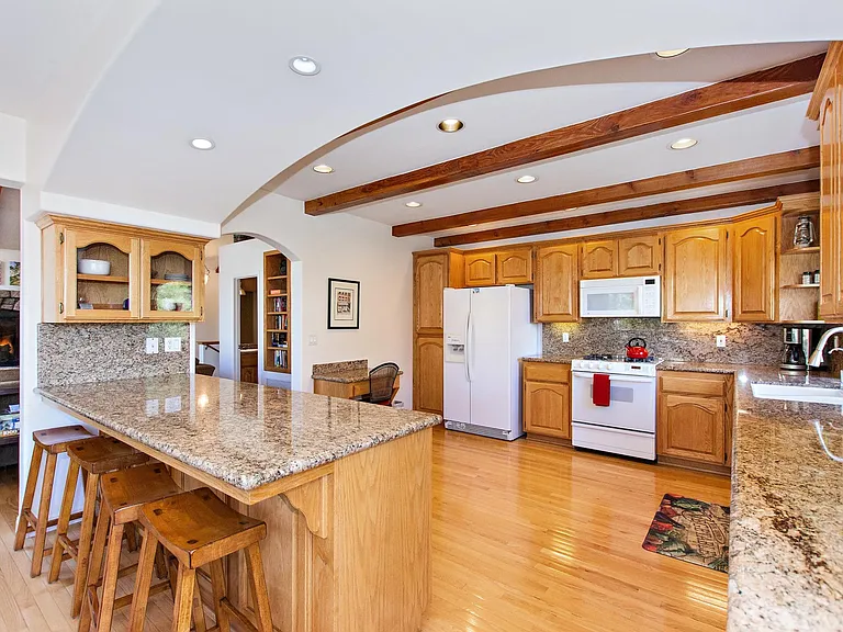 1141 Aleutian Dr — Photo 36