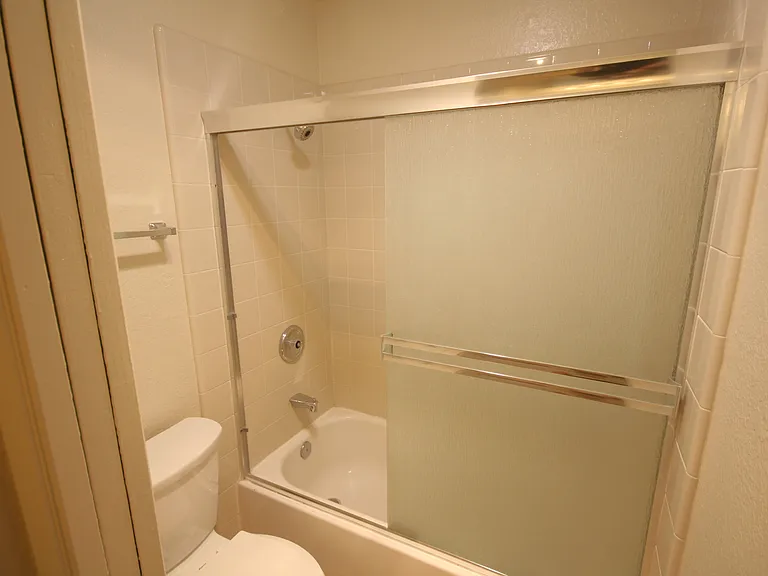 1540 Moorpark Ave #2 — Photo 8