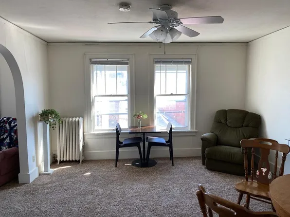 2610 Monroe St APT 2, Madison, WI 53711