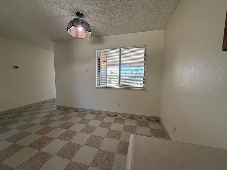 398 Alemar Way #4 — Photo 9