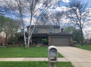 18284 Birch Dr, Macomb, MI 48044