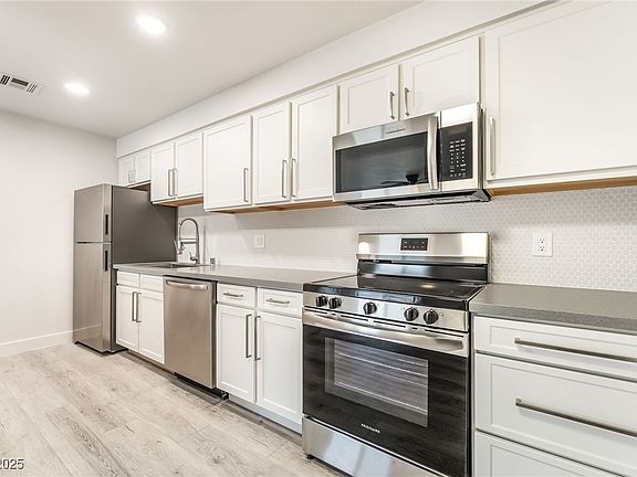 2nd image of 4480 Sandy River Dr Unit 64