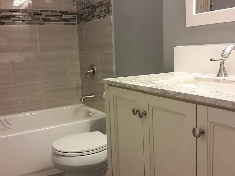 87 Easton St #1 — Photo 4