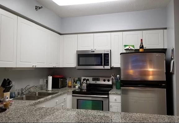 4th image of 512 N McClurg Ct APT 1708