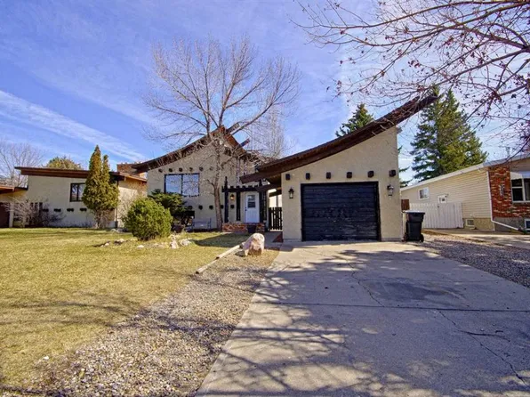 345 Laval Blvd W, Lethbridge, AB T1K 3W6