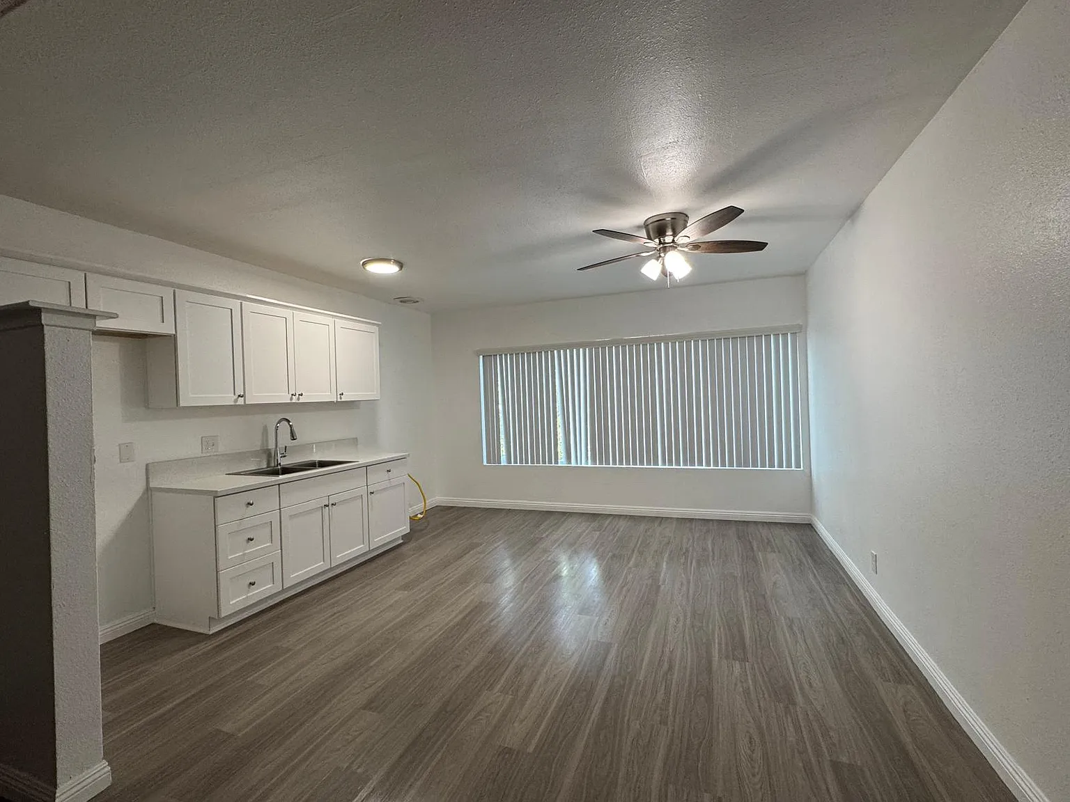 2 bed, 1156 sqft, $2,450 — Photo 4