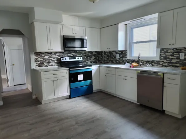 19 Ellsworth St #1, Everett, MA 02149