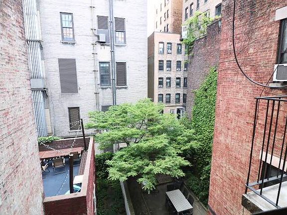 4th image of 134 W 74th St #1G