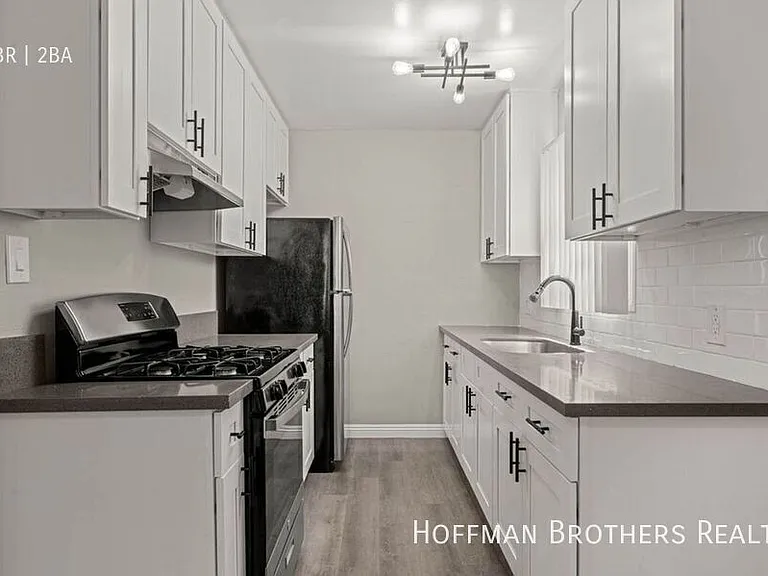 4030 Gelber Pl #9 — Photo 3