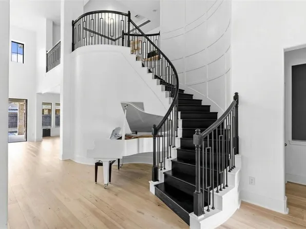 15422 Trumball Manor Dr, Humble, TX 77346